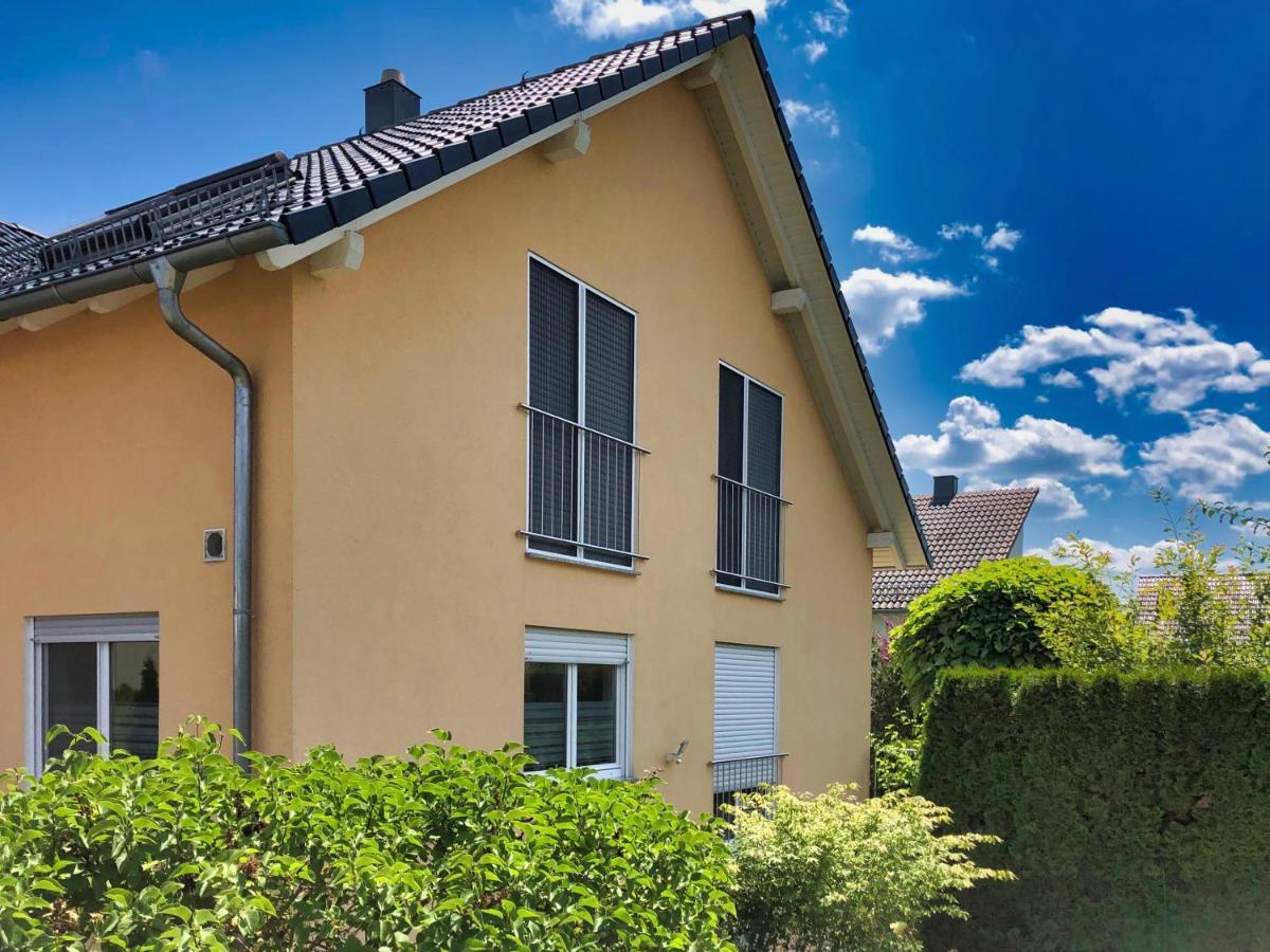 Gärtringen 2 Zimmer Apartment, 70 Qm, Max 4 Pers, Private Terasse, 2 Parkplaetze, Internet 250 Mbit מראה חיצוני תמונה