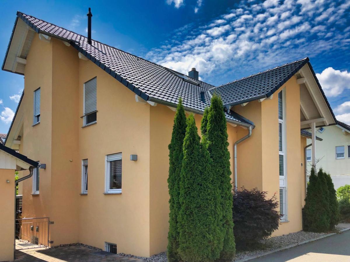 Gärtringen 2 Zimmer Apartment, 70 Qm, Max 4 Pers, Private Terasse, 2 Parkplaetze, Internet 250 Mbit מראה חיצוני תמונה